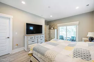 157 NE 4th St, Oak Island, NC 28465 - Photo 10