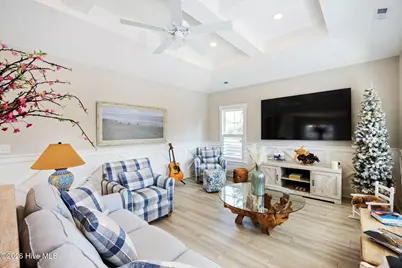 157 NE 4th Street, Oak Island, NC 28465 - Photo 4