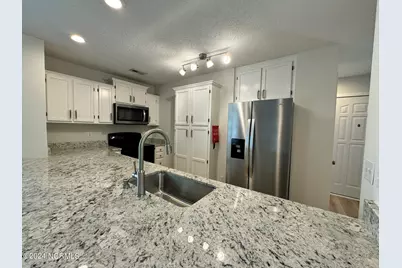 1703 41st Street #Apt D, Wilmington, NC 28403 - Photo 6