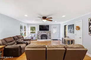 202 Lindenwood Dr, Greenville, NC 27834 - Photo 10