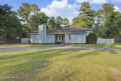 21761 W Bundy Street, Wagram, NC 28396 - Photo 2