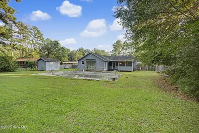 21761 W Bundy Street, Wagram, NC 28396 - Photo 8