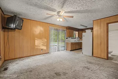 21761 W Bundy Street, Wagram, NC 28396 - Photo 32