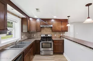 4177 Park Ave, Ayden, NC 28513 - Photo 6