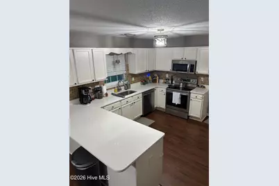 207 Bluebird Court, Sneads Ferry, NC 28460 - Photo 6