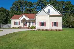 168 Laura Dr, New Bern, NC 28562 - Photo 1