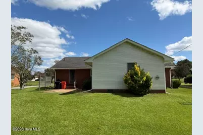 851 Halstead Boulevard, Elizabeth City, NC 27909 - Photo 4
