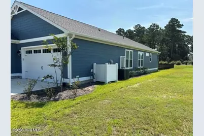 1002 Brighton Drive, New Bern, NC 28562 - Photo 2