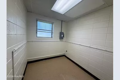 615 College Street, Jacksonville, NC 28540 - Photo 26