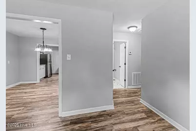 100 Banks Street, Jacksonville, NC 28540 - Photo 26