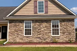 505 Collinwood Dr, Raeford, NC 28376 - Photo 2