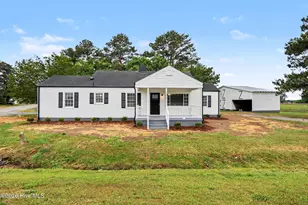 5262 US-70, Princeton, NC 27569 - Photo 1