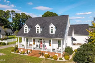 305 Fox Ridge Rd, Warsaw, NC 28398 - Photo 2