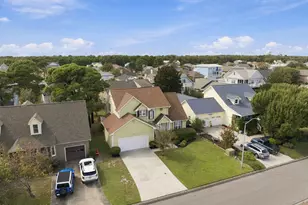 721 Sloop Pointe Ln, Kure Beach, NC 28449 - Photo 4