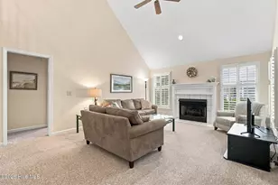 721 Sloop Pointe Ln, Kure Beach, NC 28449 - Photo 10