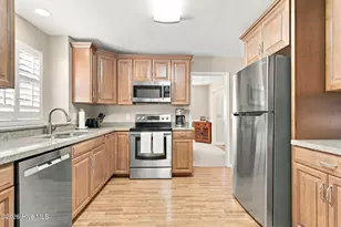 721 Sloop Pointe Ln, Kure Beach, NC 28449 - Photo 14