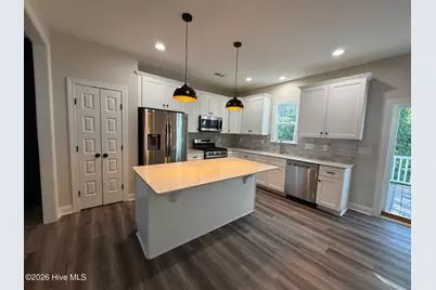 101 Windy Point, Sneads Ferry, NC 28460 - Photo 2