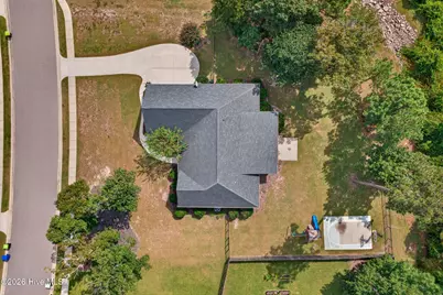 646 Crown Pointe Drive, Hampstead, NC 28443 - Photo 6