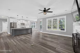 646 Crown Pointe Dr, Hampstead, NC 28443 - Photo 14
