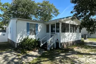 2056 Forest Dr SW, Supply, NC 28462 - Photo 2