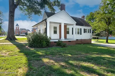213 N Walnut Street, Spring Hope, NC 27882 - Photo 2
