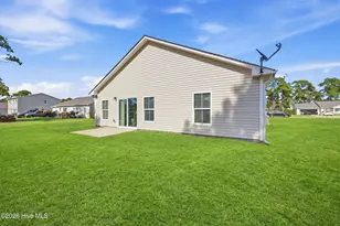 910 Pine Needles Rd, Southport, NC 28461 - Photo 34