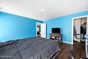 910 Pine Needles Rd, Southport, NC 28461 - Photo 18
