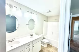 2217 Chavis Dr, Greenville, NC 27858 - Photo 12
