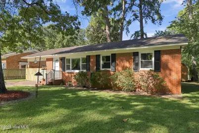 27 Croatan Avenue, Bath, NC 27808 - Photo 1