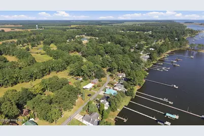 27 Croatan Avenue, Bath, NC 27808 - Photo 2