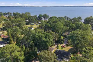 27 Croatan Ave, Bath, NC 27808 - Photo 4