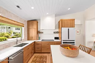 21 Island Dr, Wrightsville Beach, NC 28480 - Photo 18