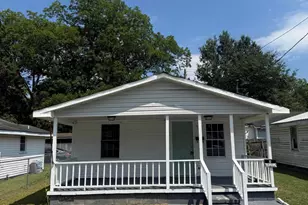 111 Phillips St, La Grange, NC 28551 - Photo 1