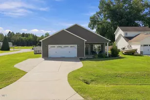 101 Jones Farm Rd, New Bern, NC 28560 - Photo 1