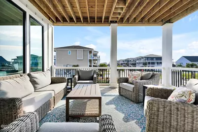 413 E Fourth Street, Ocean Isle Beach, NC 28469 - Photo 4