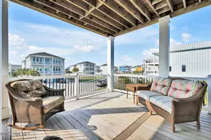 413 E 4th St, Ocean Isle Beach, NC 28469 - Photo 6