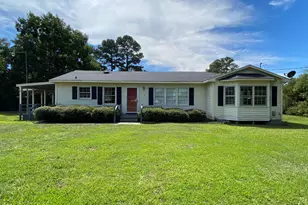 513 Pear St, Kinston, NC 28504 - Photo 1