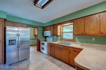 1005 Oakdale Avenue, New Bern, NC 28562 - Photo 24