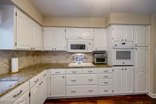 320 S Wedgewood Dr, Washington, NC 27889 - Photo 10