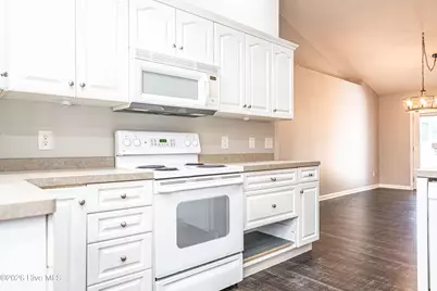 102 Sheffield Lane, West End, NC 27376 - Photo 14