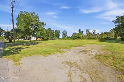 109 Beech Street, New Bern, NC 28560 - Photo 16