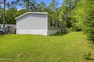 140 Hillmont Rd, New Bern, NC 28562 - Photo 4