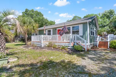 146 NE 5th Street, Oak Island, NC 28465 - Photo 6