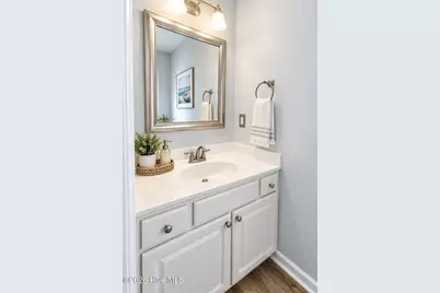 702 Courtyard E, Beaufort, NC 28516 - Photo 10