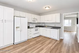 702 Courtyard E, Beaufort, NC 28516 - Photo 8