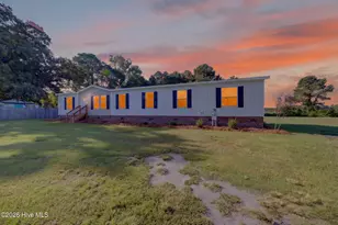 1978 E Hanrahan Rd, Ayden, NC 28513 - Photo 10