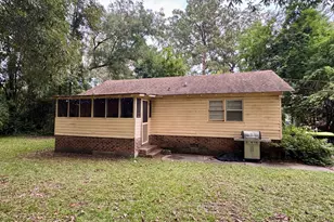 217 & 219 E Lewis St, Whiteville, NC 28472 - Photo 14