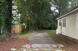 217 & 219 E Lewis St, Whiteville, NC 28472 - Photo 2
