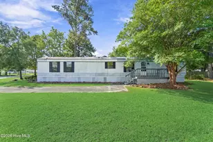 125 Seashore Dr, Swansboro, NC 28584 - Photo 1