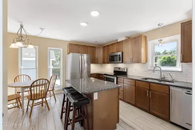 327 Green Meadows Drive, Wilmington, NC 28405 - Photo 16